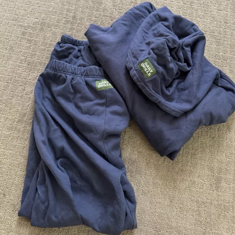 Daily Drills navy blue lounge set hoodie and pants M/L size
